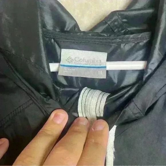 Columbia Wind Breaker Jacket - Picture 3 of 4